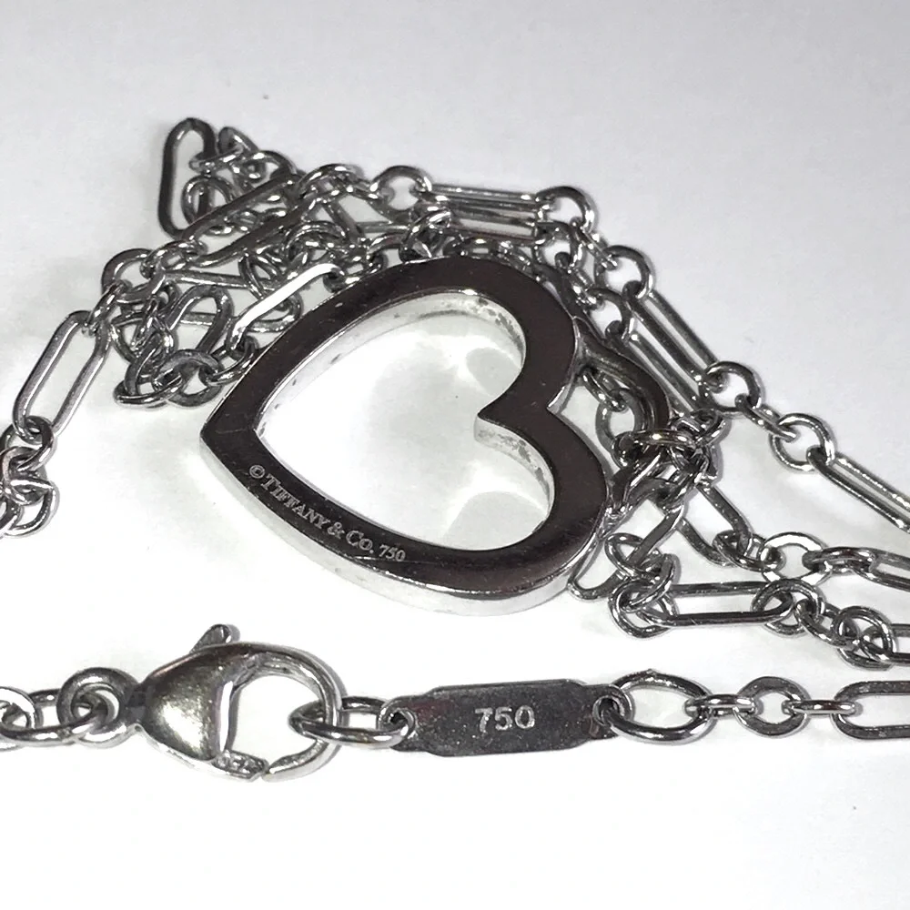Solid 18K White Gold Tiffany & Co Authentic Sentimental Heart Necklace (not 14K)